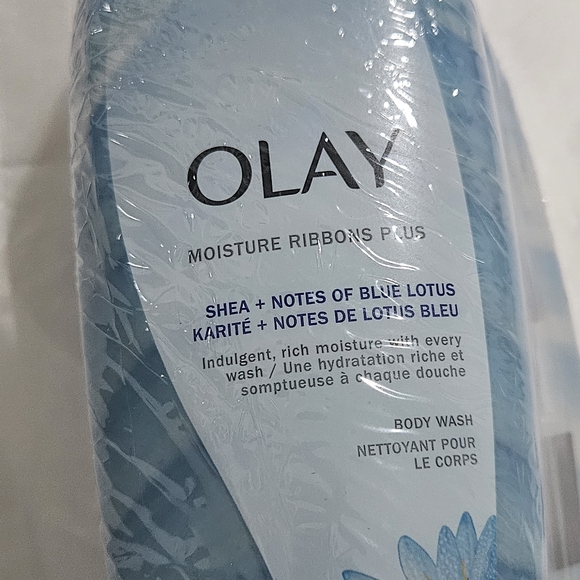 OLAY Moisture Ribbons Plus Shea Body Wash with Blue Lotus #144 - Picture 2 of 3